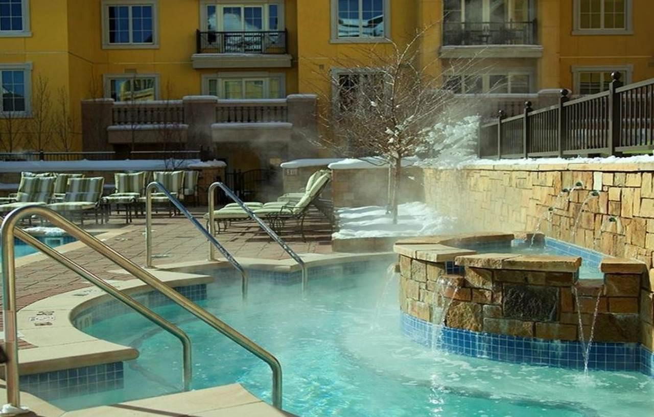 Legendary Lodging At The Ritz Вейл Екстер'єр фото